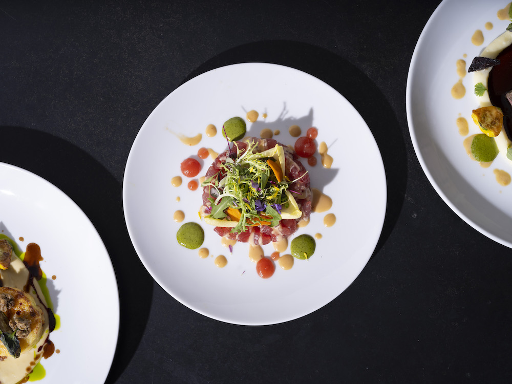 Left Parallax Background Element